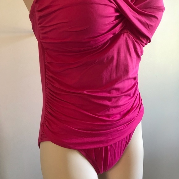 La Blanca Hot Pink Ruched Halter One Piece Swimwesr Swim Bathing Suit Size 14 - Picture 5 of 7